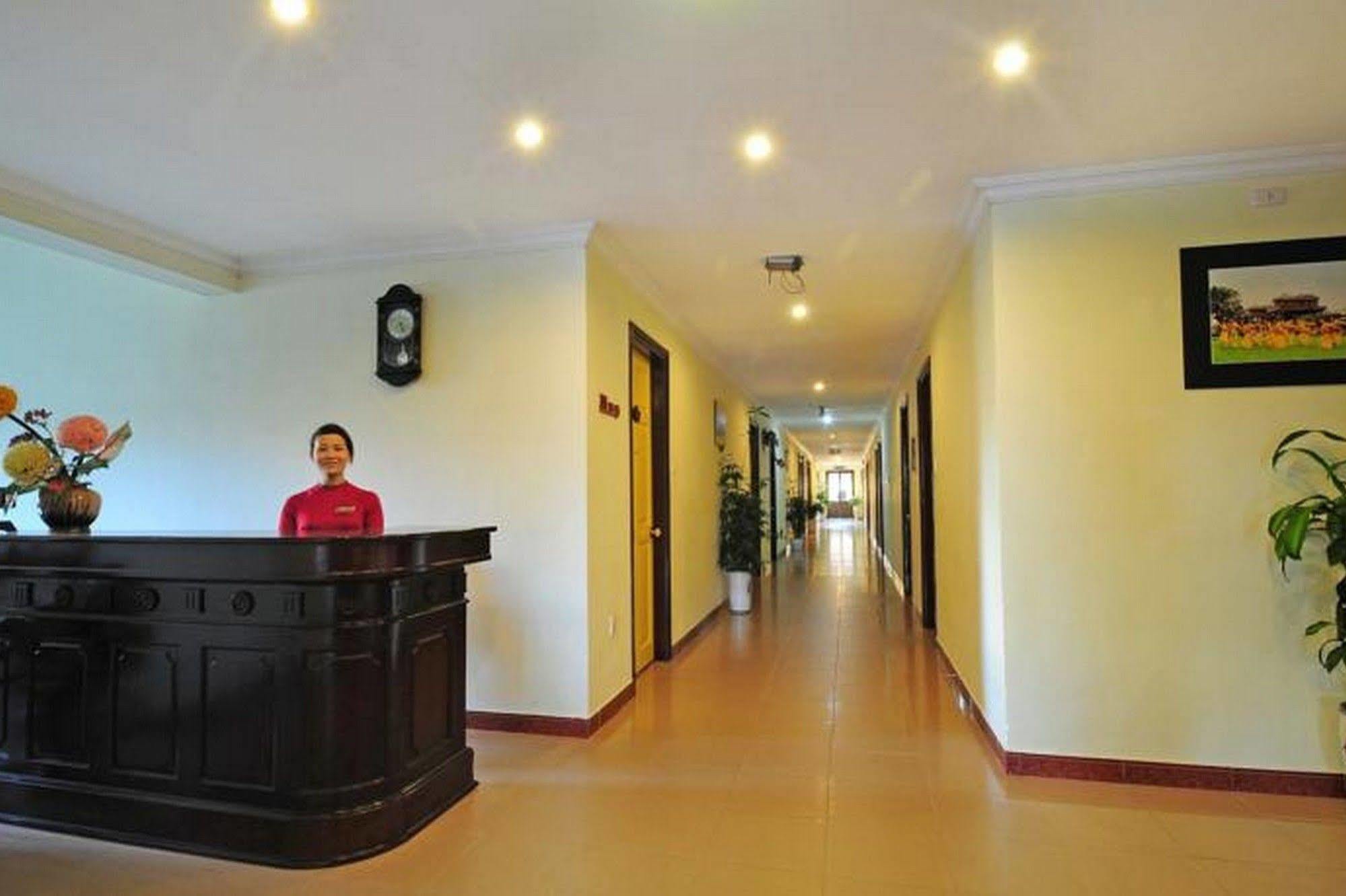Duy Tan Hotel Hue Exterior foto